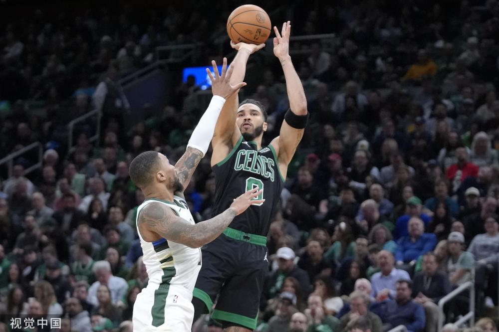 队在场上的 队在场上的