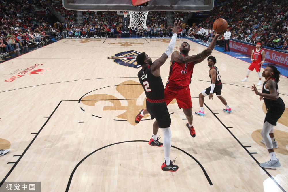 一项身体的 一项身体的